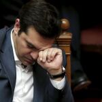 Alexis Tsipras ayer durante una sesión parlamentaria.