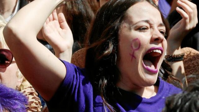 Ni de izquierdas ni de derechas: feministas