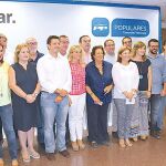 La nueva dirección del Partido Popular Valenciano presidida por Isabel Bonig en la sede del partido
