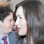 A cuadros La ministra de Cultura, González-Sinde, junto al director general del ICAA el pasado jueves