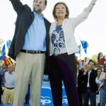 Rajoy acudió ayer a un acto de apoyo a Esperanza Rudi en Zaragoza