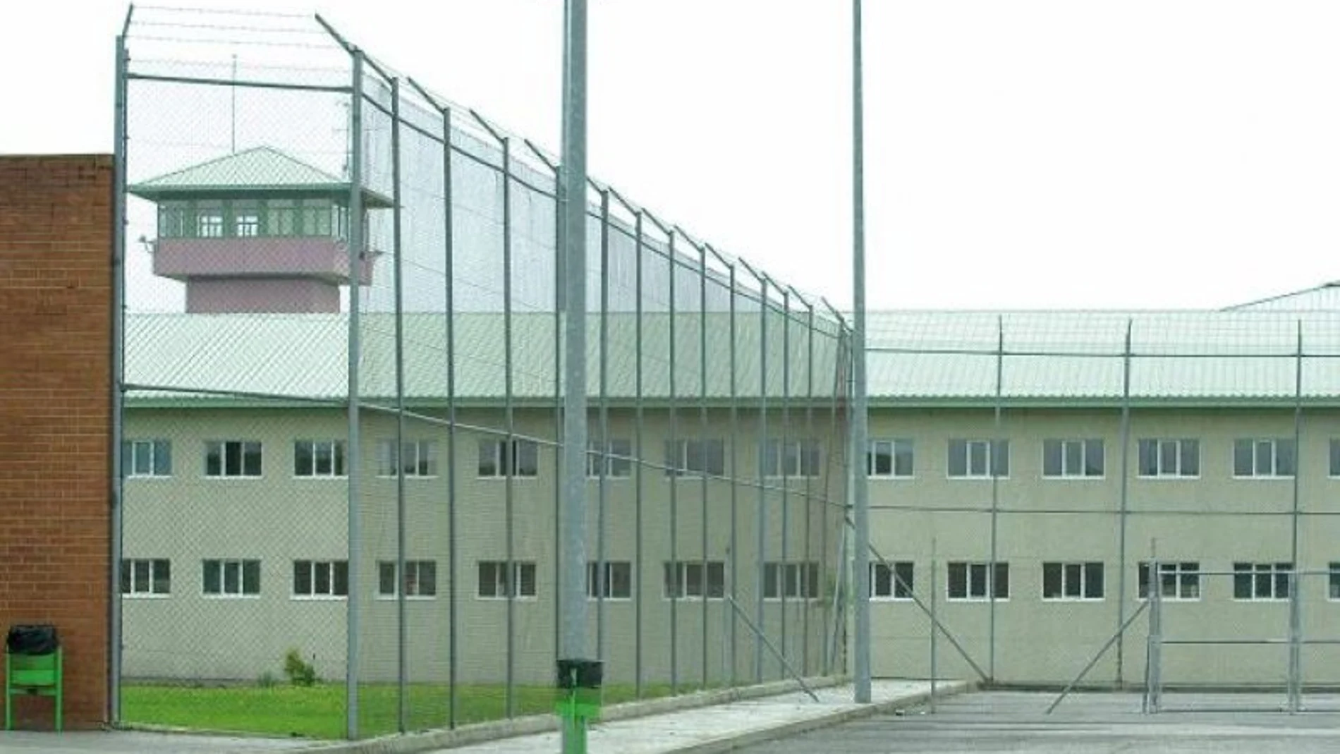 Los presos que agredan a un funcionario de prisiones sumarán hasta 4 años de cárcel, gracias a CSIF