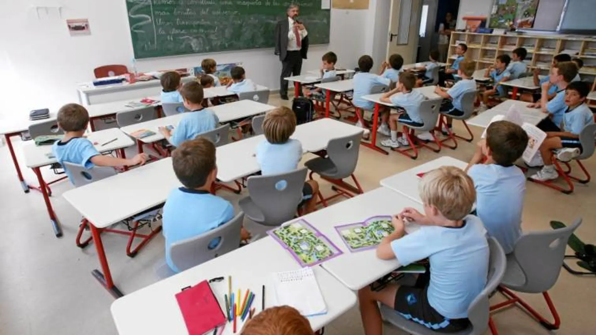 En España, la mayoría de centros de educación diferenciada están vinculados a instituciones religiosas
