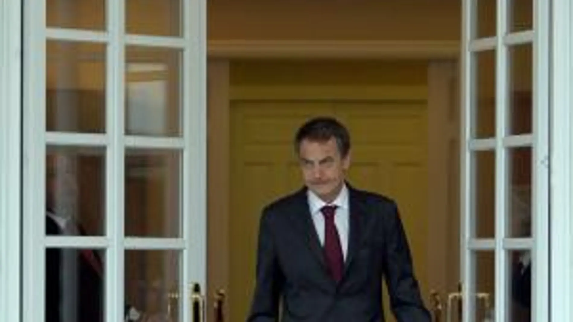 Zapatero: la reforma laboral debe generar confianza a «medio plazo»