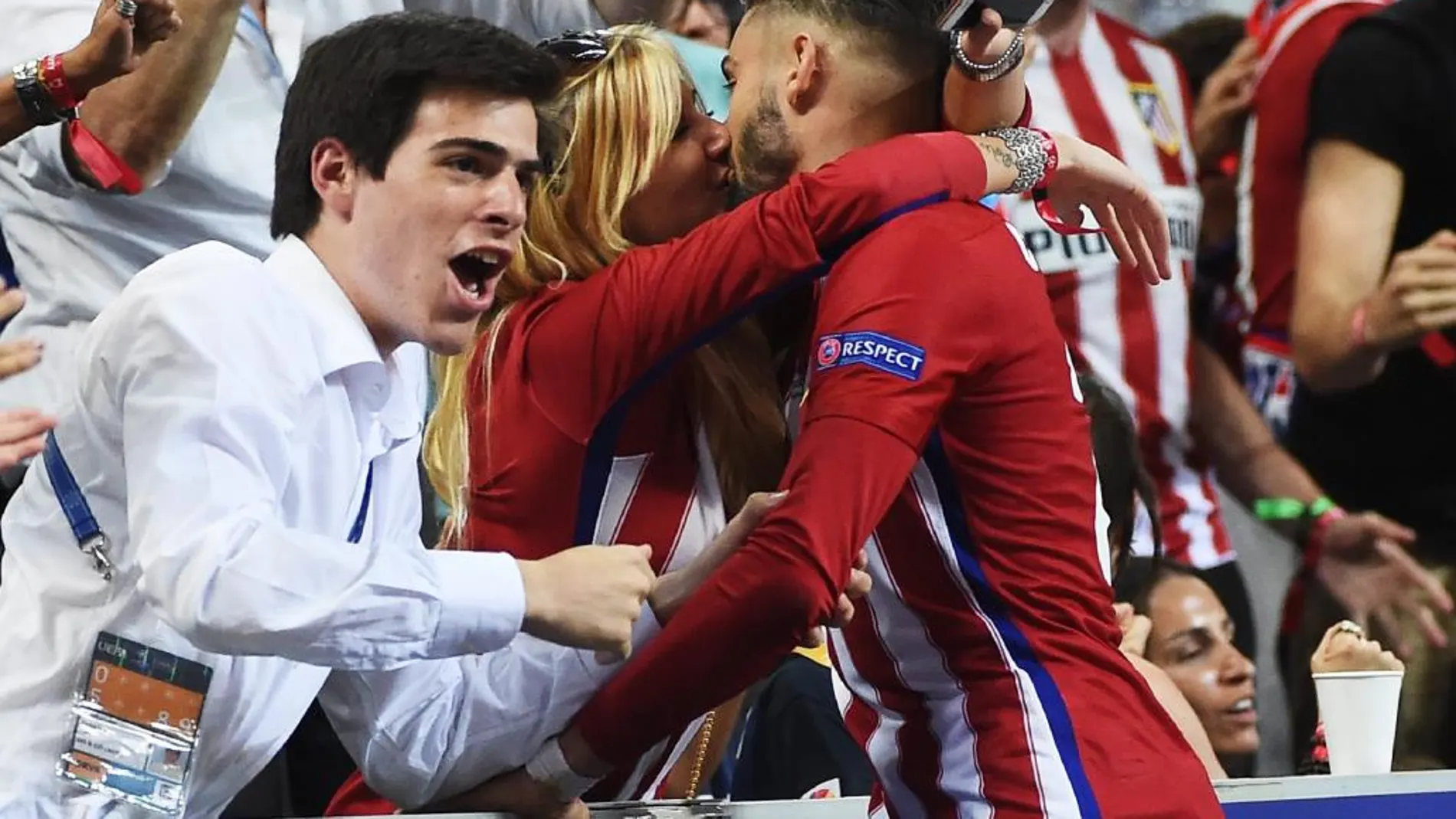 El jugador del Atlético de Madrid, Yannick Carrasco, tras marcar el gol con el que logró el empate en la final de la Champions