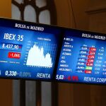 Panel que muestra en la bolsa de Madrid las variaciones del principal indicador