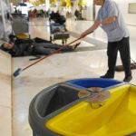 Las zonas de embarque permanecieron desiertas durante la crisis mientras que el resto de los espacios estaban desbordados