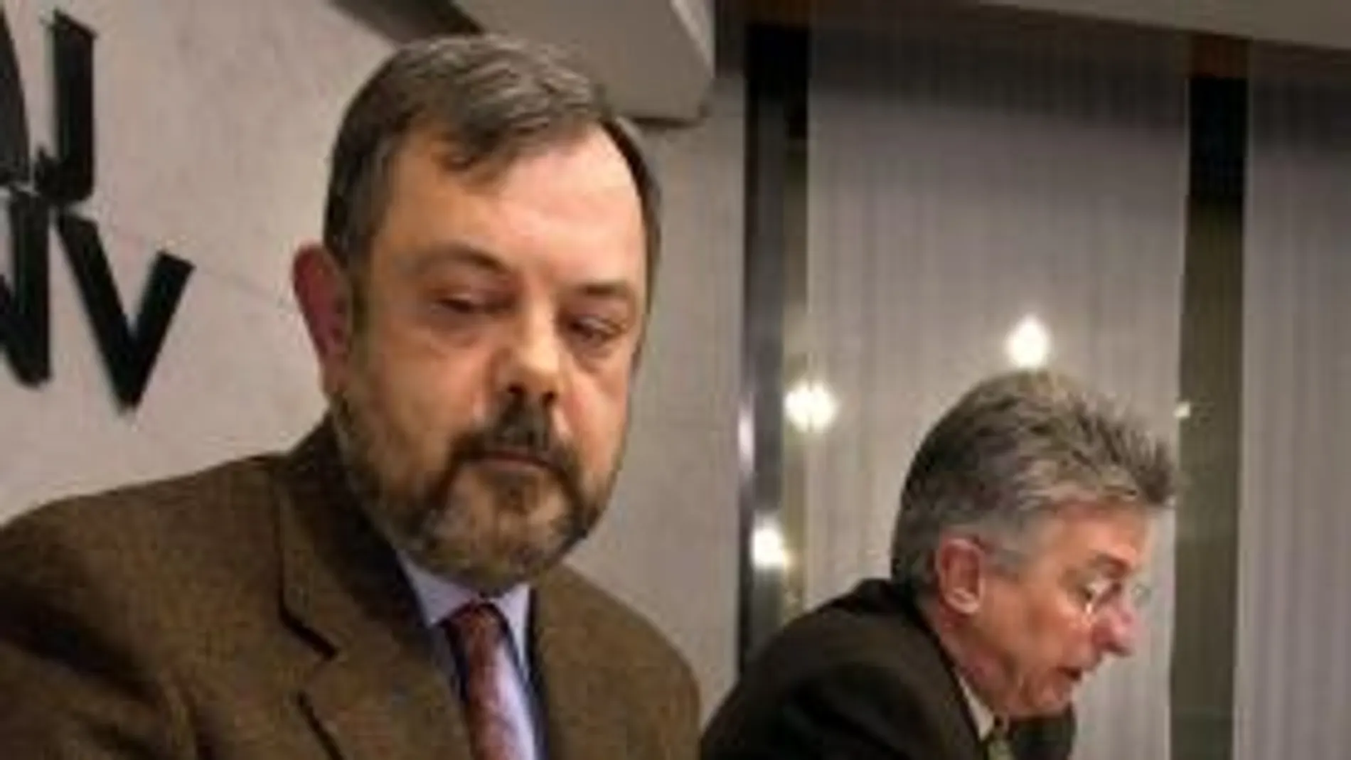 El PNV cree que la intervención se «podría haber evitado» y augura que «no será la única»