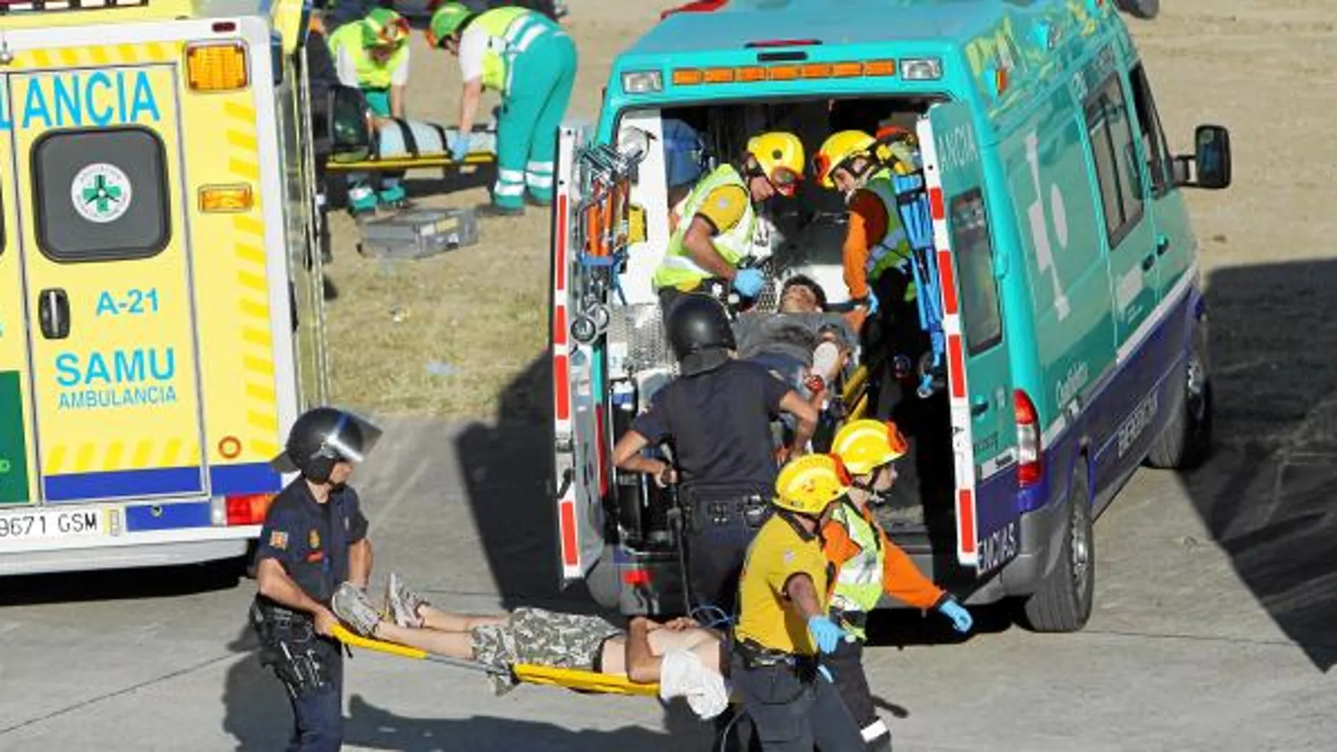 Se simuló la explosión de varios coches, el derrumbe de un hotel y el desalojo de ochenta heridos