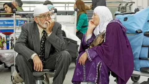 La normalidad volvió ayer a los aeropuertos y dejó atrás las miles de cancelaciones de los últimos cinco días