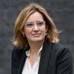Dimite la ministra del interior de May por la polémica migratoria