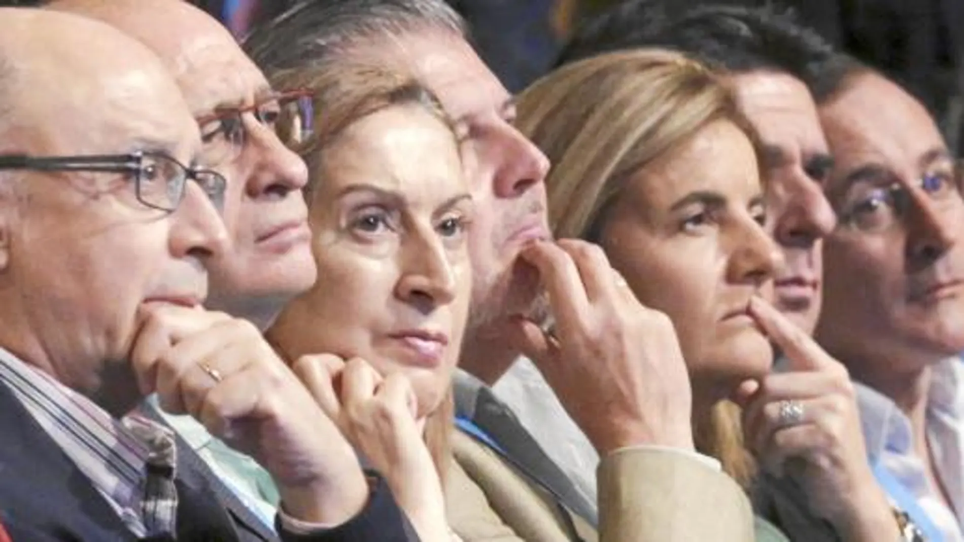 Santamaría, Montoro y Báñez lideran el balance del Gobierno