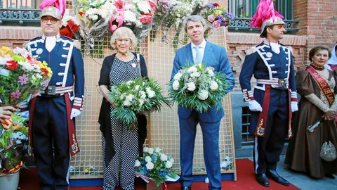 La alcaldesa, Manuela Carmena, y el presidente regional, Ángel Garrido. Foto. Cipriano Pastrano