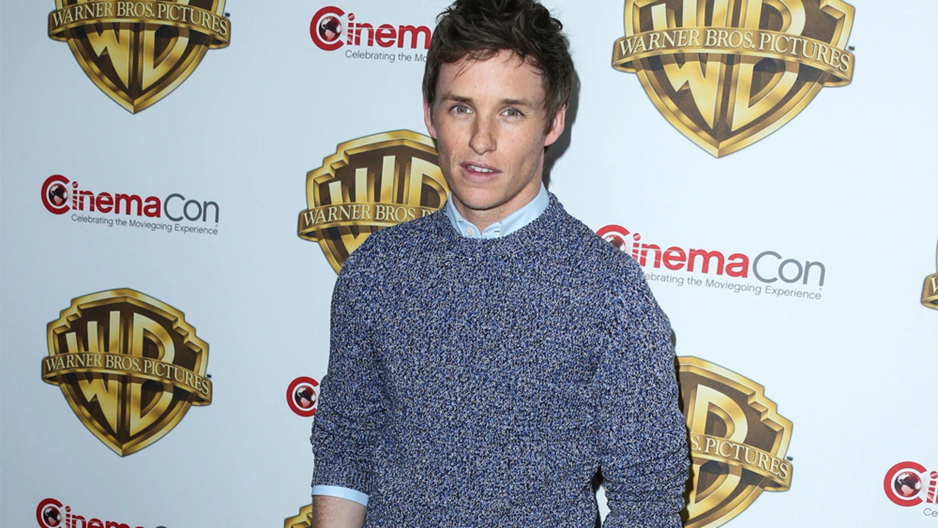 Eddie Redmayne ha visto ‘desnudo y borracho’ al príncipe Guillermo
