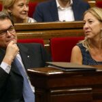 El presidente catalán, Artur Mas, junto a la vicepresidenta Neus Munté.
