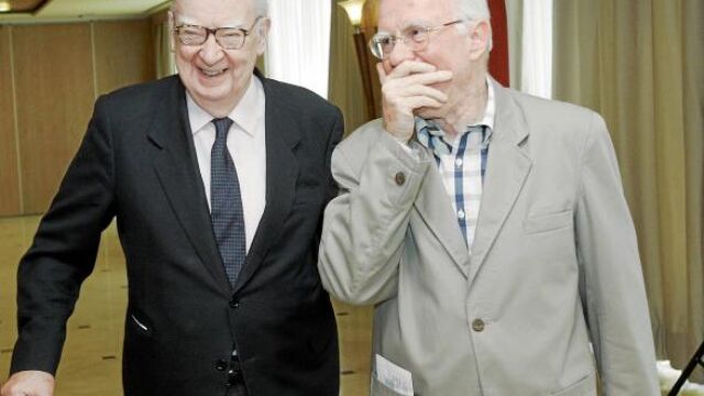 Así se podía ver anteayer a Borau, presidente de la SGAE, y Bautista, presidente del consejo de dirección, tras la presentación de las cuentas en Andalucía