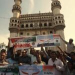 Manifestantes paquistaníes musulmanes protestan tras conocer el veredicto judicial sobre el lugar sagrado de Ayodhya en India
