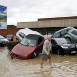 Diez muertos y varios desaparecidos en las inundaciones del sureste francés