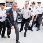 El ex alcalde Miguel Navarro, detenido por el «caso Limusa»