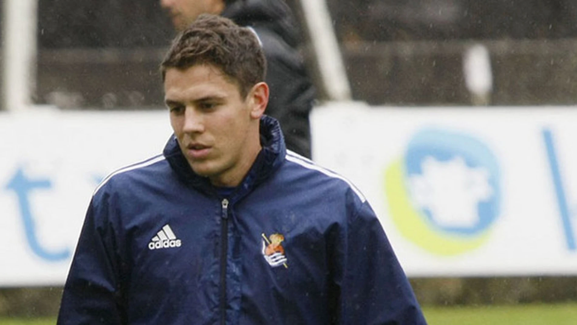 Gorka Elustondo, durante un entrenamiento con la Real Sociedad