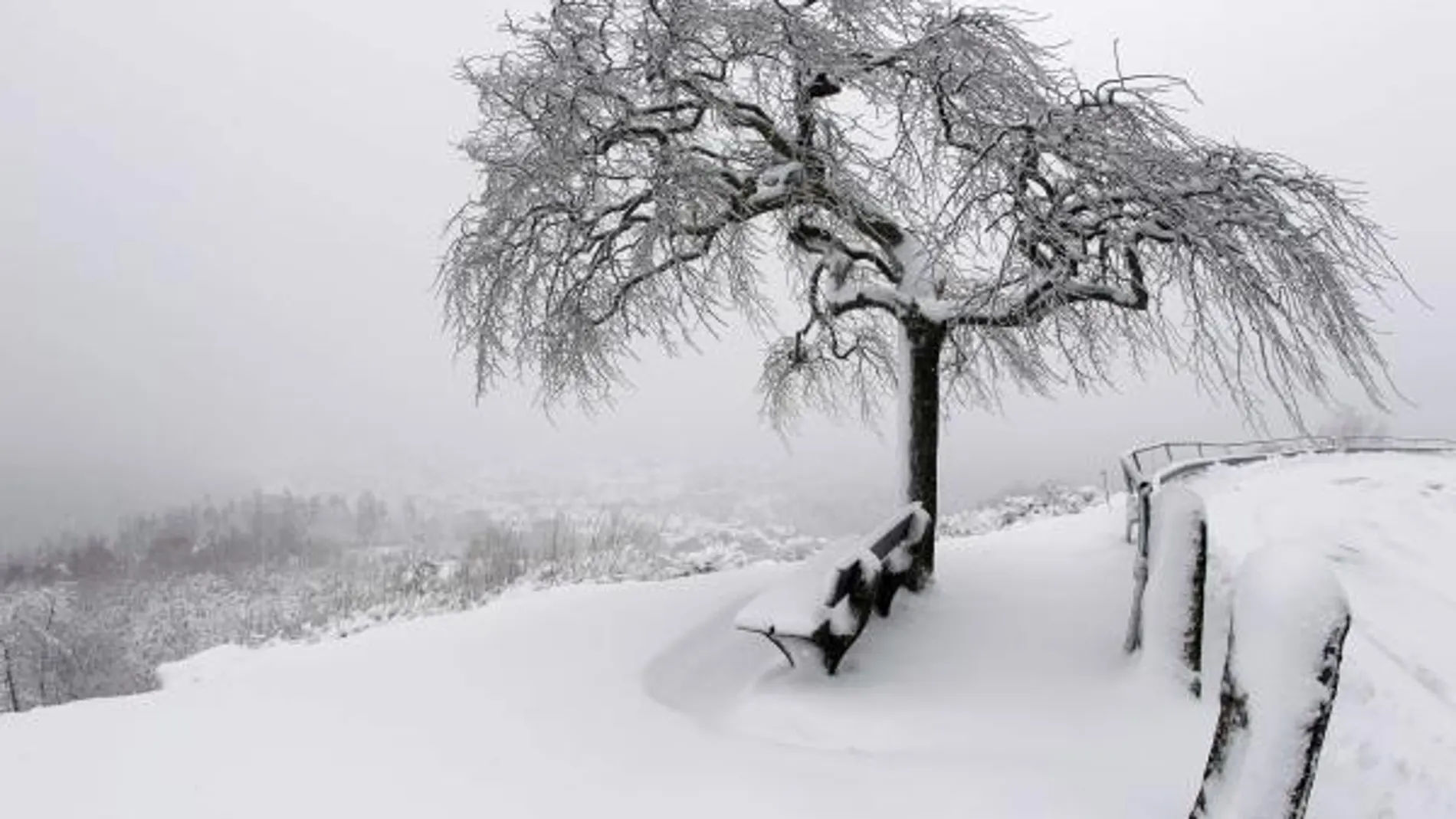 Pasan ocho días encerrados en un pub por culpa de la nieve