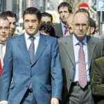 Zapatero remata a espaldas de López el pacto con el PNV por 600 millones