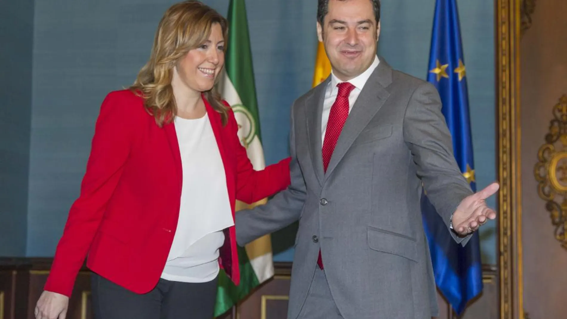 La presidenta de la Junta de Andalucía, Susana Díaz, y el líder del PP-A, Juan Manuel Moreno