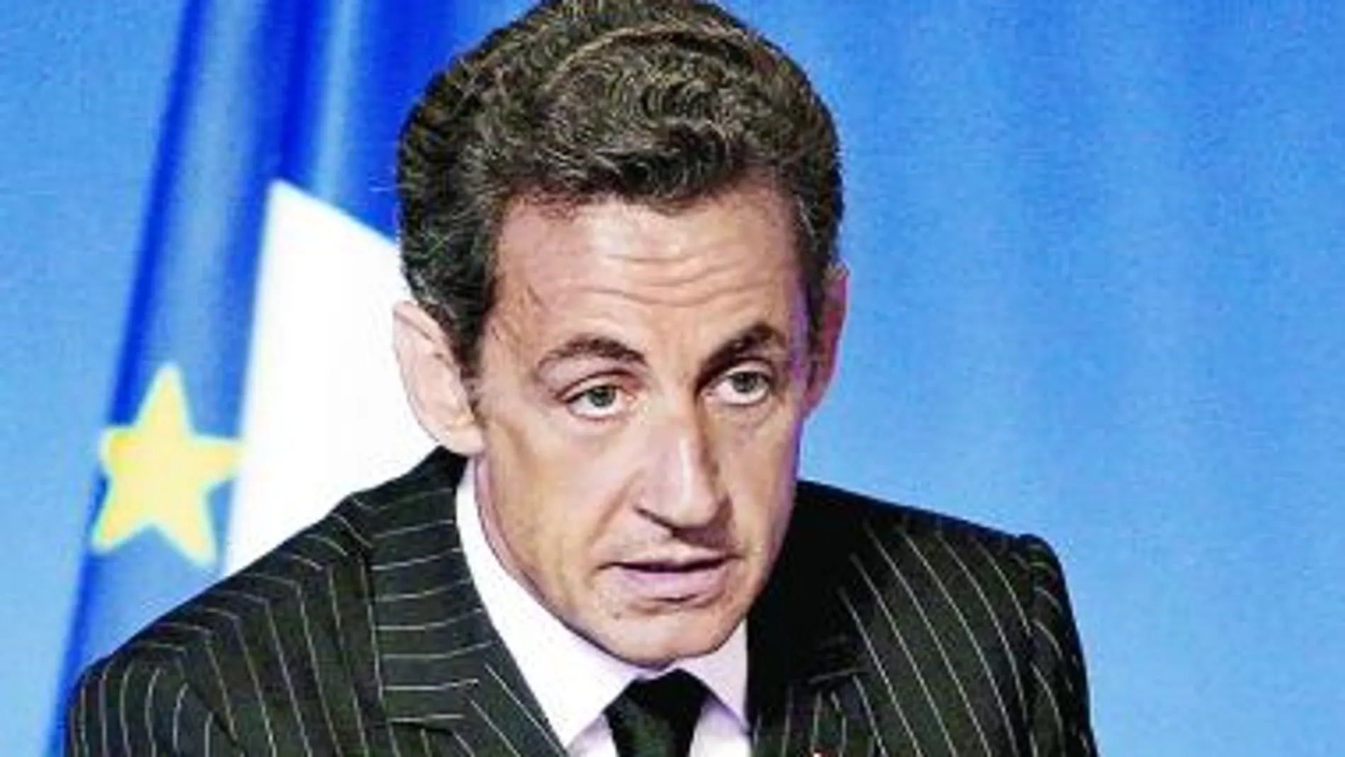 El Senado francés aprueba, de madrugada, la ley de trabajo dominical de Sarkozy