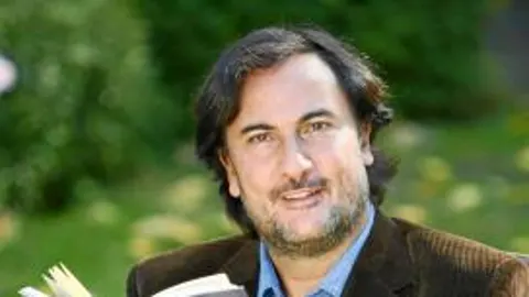 José María Zabala: «Padre Pío fue el primer sacerdote con estigmas»