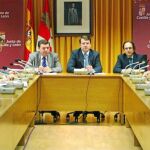 El consejero de Interior y Justicia, Alfonso Fernández Mañueco, informa sobre los acuerdos adoptados