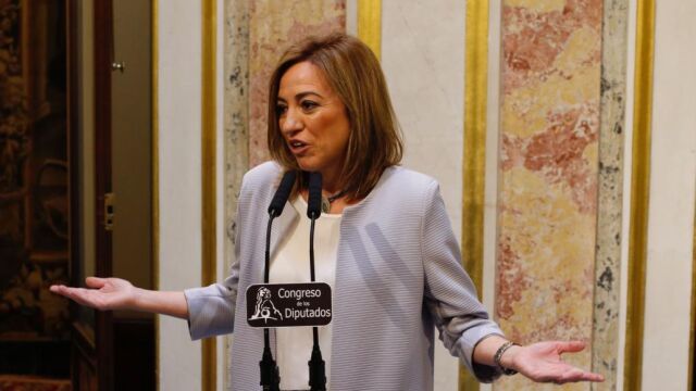 Carme Chacón ha dicho que tomó la decisión hace un mes