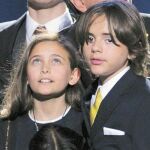 Los hijos de Jackson, Blanket, Michael Jr. y Paris vivirán con su abuela