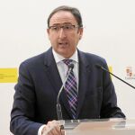 El alcalde de Palencia, Alfonso Polanco, explica las medidas