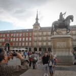 Turistas en la Plaza Mayor