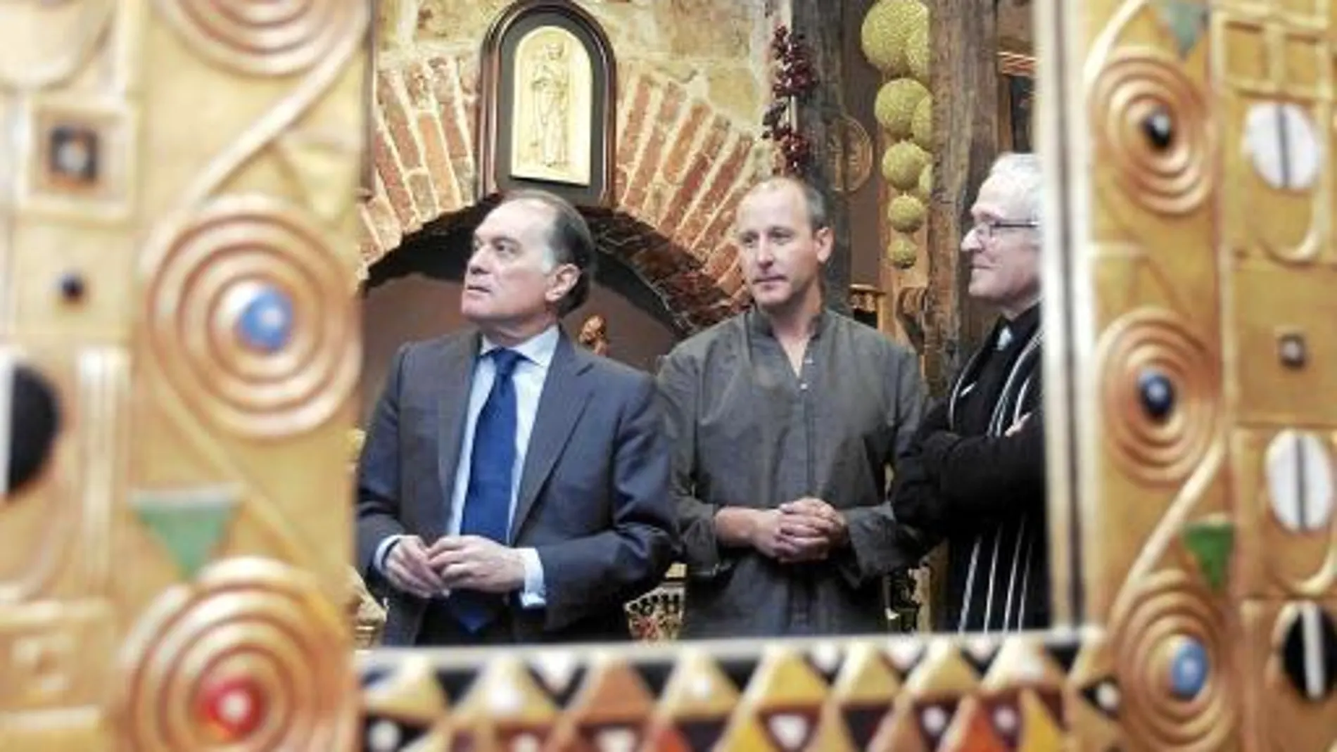 El vicepresidente económico, Tomás Villanueva, visita la empresa salmantina