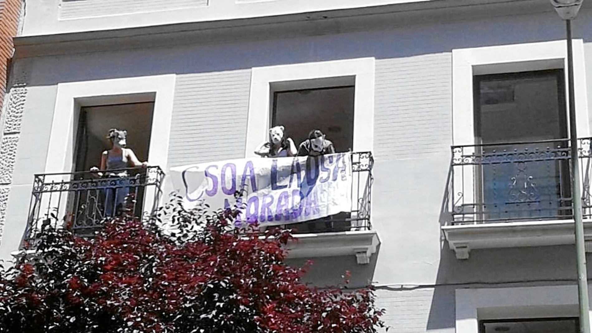 Ediles de Carmena invitan a okupar un edificio de la Comunidad