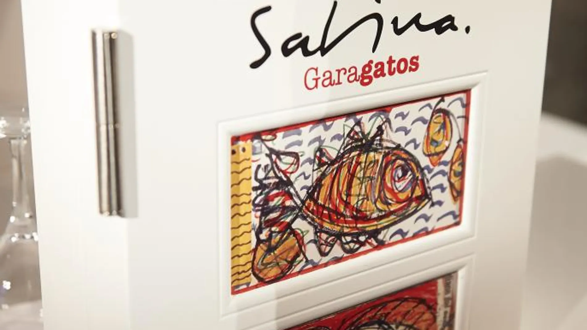 Sabina, un «intruso» que dibuja, publica sus «Garagatos»