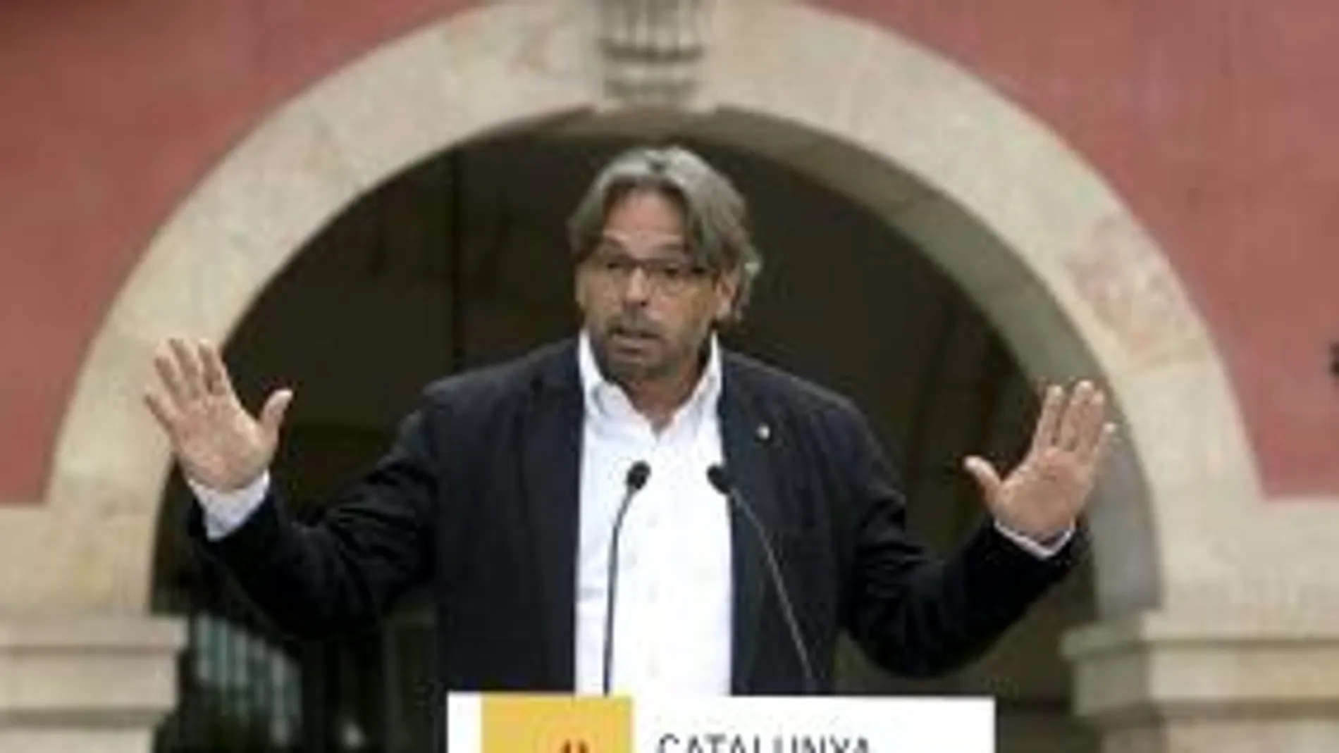 Fotografía tomada el día 12/06/2010 del actual presidente del Parlamento catalán y dirigente de Esquerra Republicana de Cataluña (ERC), Ernest Benach, quien ha anunciado esta tarde, a través de un comentario en su "blog"en Internet, que deja la primera l