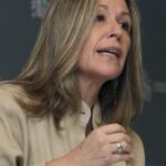 La ministra de Sanidad recomienda hacer «vida normal»