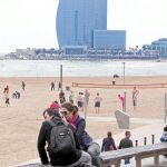 La playa y el sol siguen siendo algunos de los principales atractivos turísticos de Barcelona