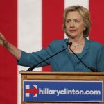 La candidata Hillary Clinton durante su intervención en la Universidad Internacional de Florida