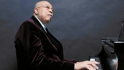Chucho Valdés: «Cuando toco al piano, se sienten los tambores cubanos»