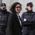 La secretaria general de ERC, Marta Rovira, a su salida del Tribunal Supremo este mes de febrero. EFE/Javier Lizón