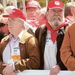 Gobierno y CEOE, acorralados