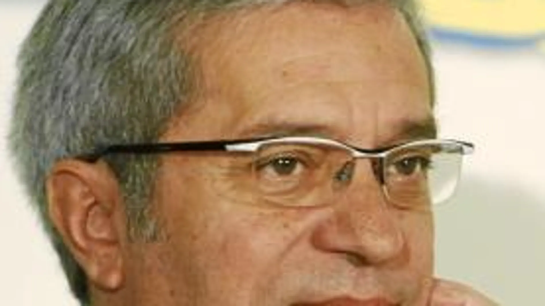 El conseller de Interior, Joan Saura, quiere volver al Govern