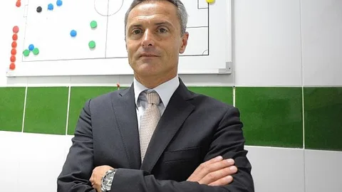 Fran Escribá durante su etapa en el Elche.