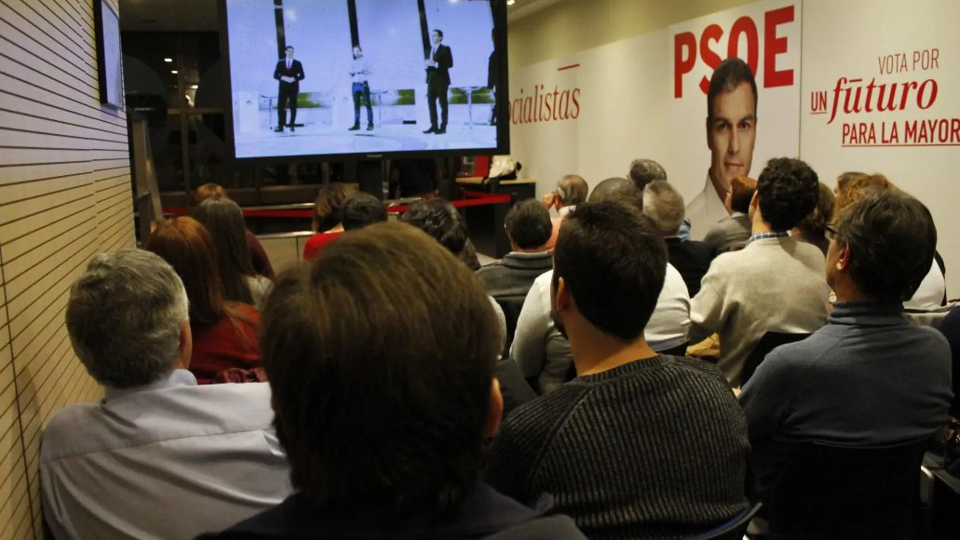 Imagen de archivo de uno de los debates televisivos en los que intervino el líder de los socialistas, Pedro Sánchez
