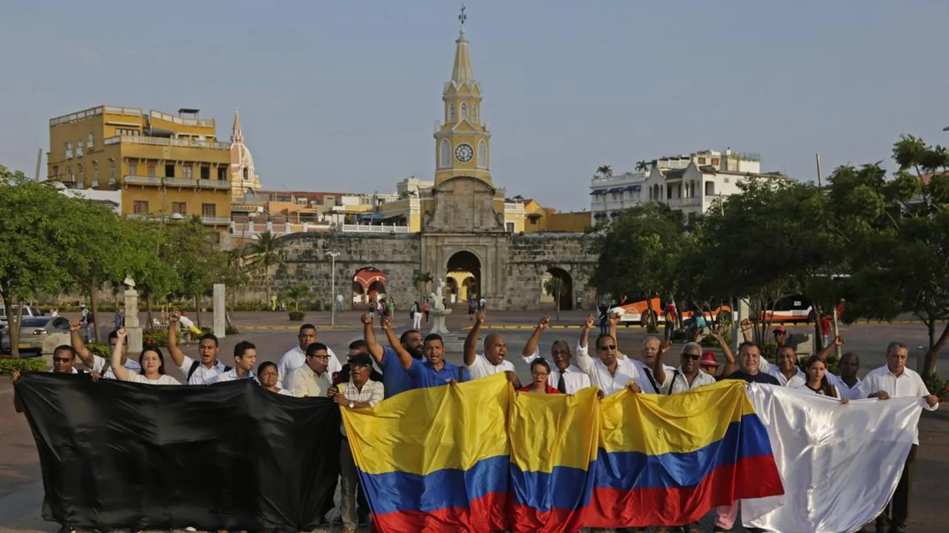 Protestas en Colombia por el asesinato de los periodistas de El Comercio
