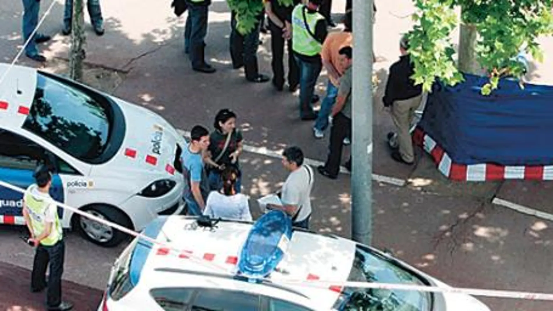 Un motorista mata a tiros a un transeúnte en Sant Joan Despí