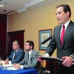 Nieto defendió la necesidad de un cambio en la gestión política de la comunidad andaluza